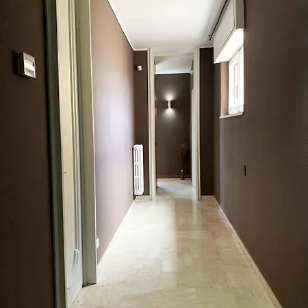 L'attico Di Piazza Mazzini Frühstückspension