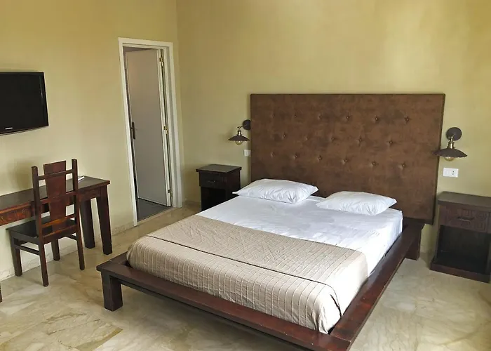فندق مبيت وإفطار L'attico Di Piazza Mazzini ليتشي