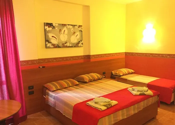 L'attico Di Piazza Mazzini فندق مبيت وإفطار 3*