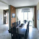 Oda ve Kahvaltı L'attico Di Piazza Mazzini 3*