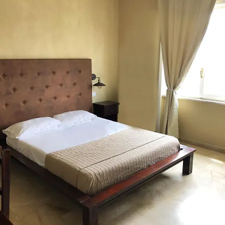 Oda ve Kahvaltı L'attico Di Piazza Mazzini Lecce