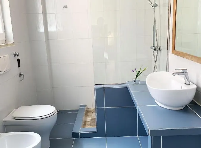 L'attico Di Piazza Mazzini Bed & Breakfast 3*